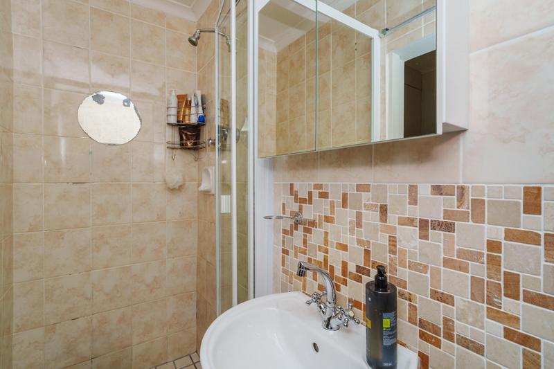 3 Bedroom Property for Sale in Harfield Village Western Cape